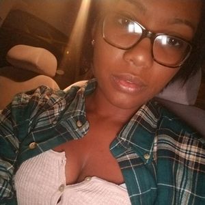 Meet your Posher, Jontera